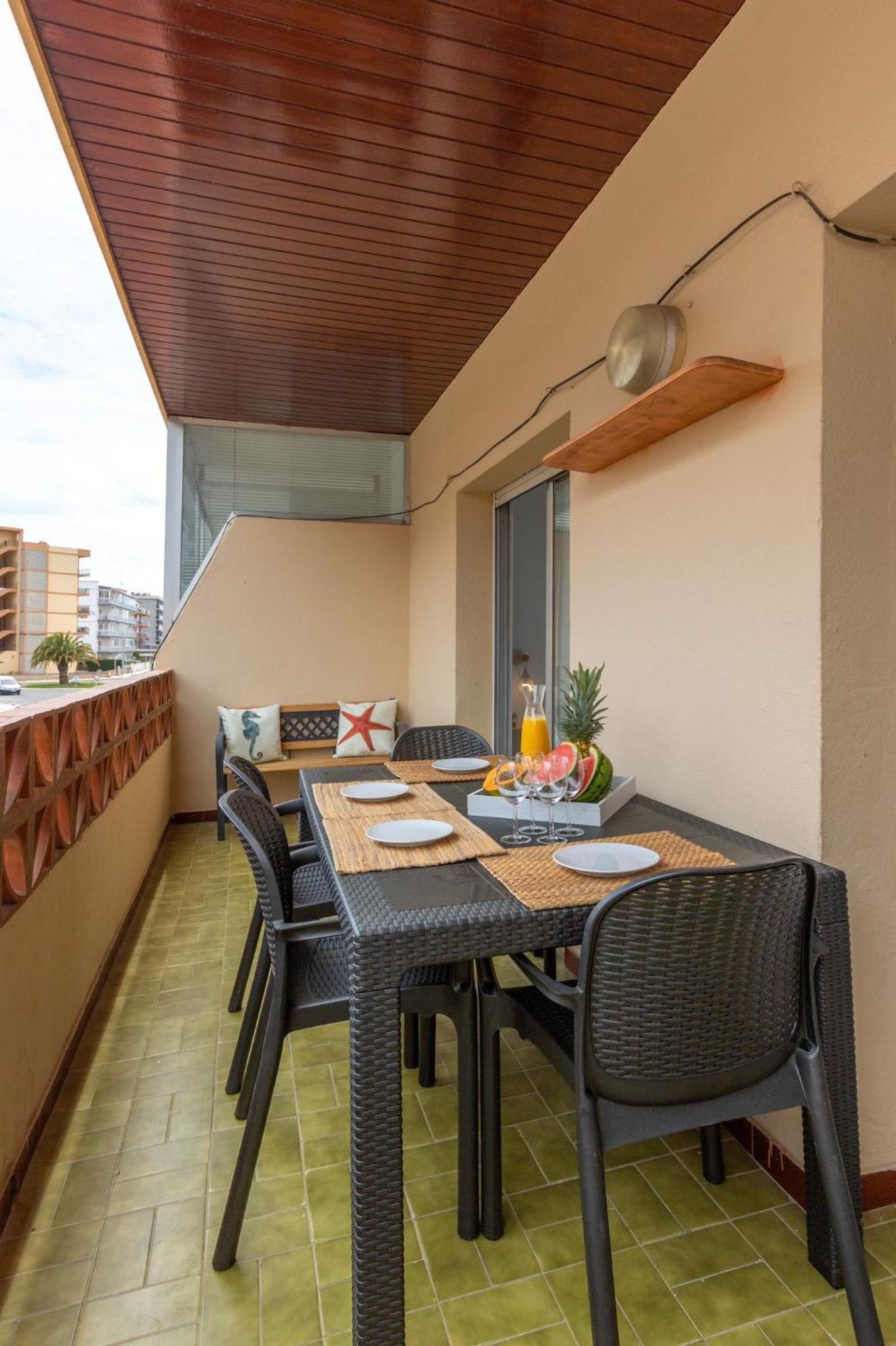 Apartamento Milenial Immo Sim1 A 300 Mts De La Playa Y Paseo Maritimo Rosas